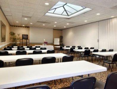 Ramada Conference Center Wilmington Hotel Facilities photo
