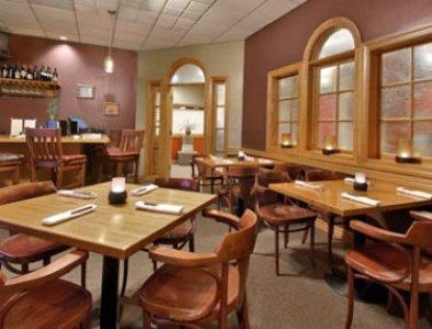Ramada Conference Center Wilmington Hotel Restaurant photo